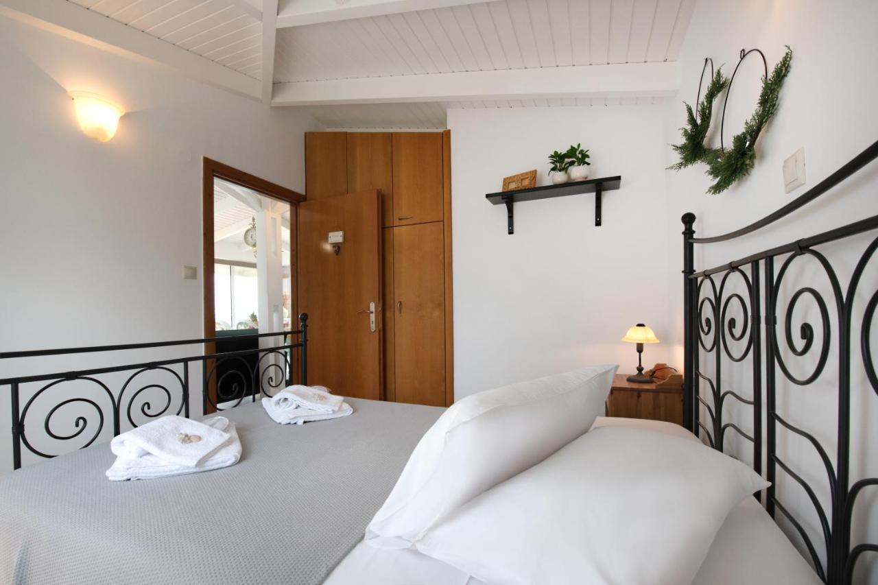 Apartment Dream House Efi
