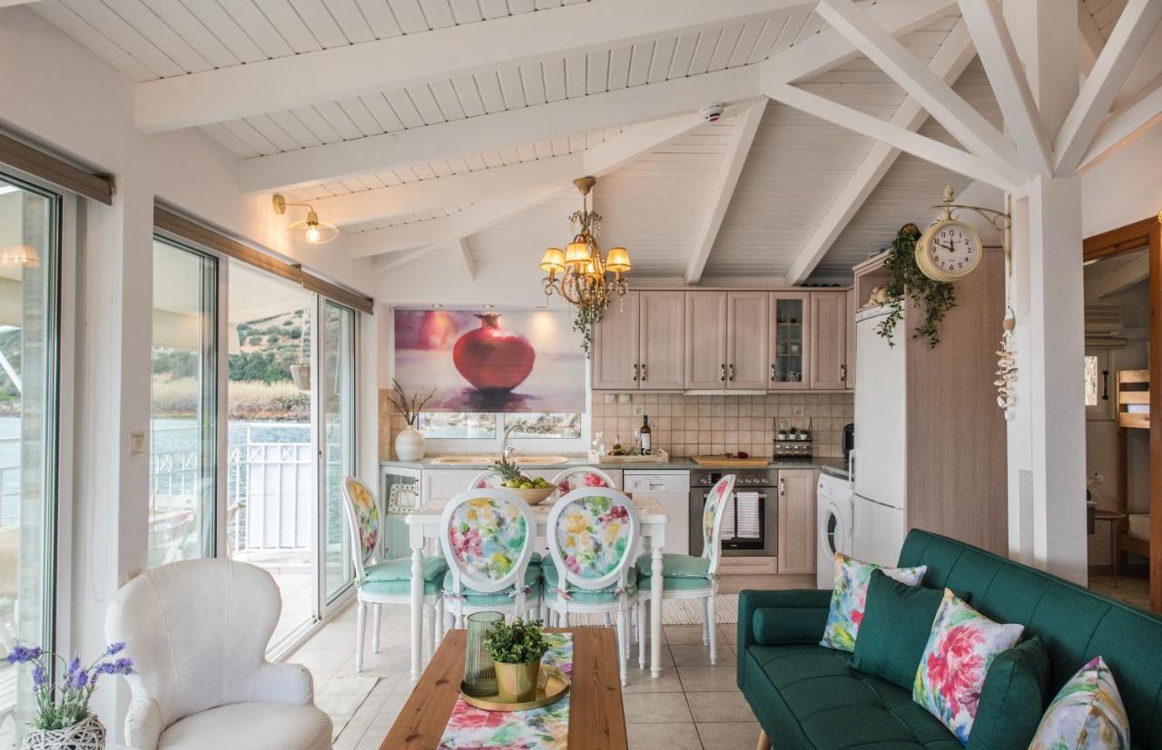 Apartment Dream House Efi